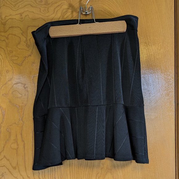 BCBGeneration black swing skirt - Picture 2 of 6